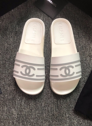 Chanel slides white