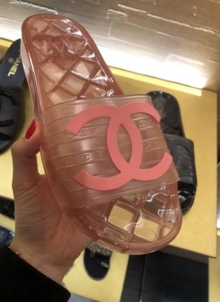 Chanel slides peach