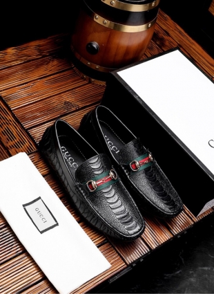 Gucci shoes