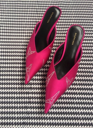 Miu Miu shoes pink