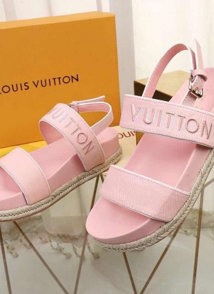 Louis Vuitton sandals pink
