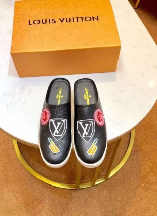 Louis Vuitton shoes black