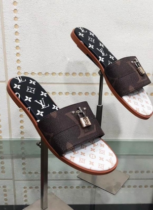 LV slippers