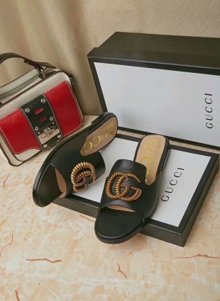 Gucci step-ins black