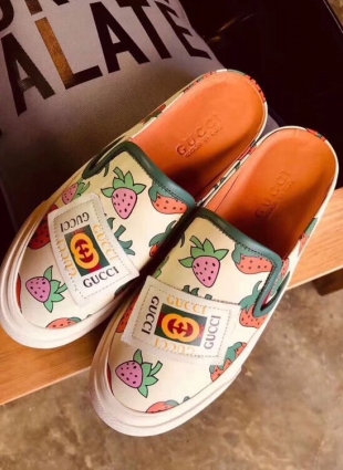 Gucci shoes white