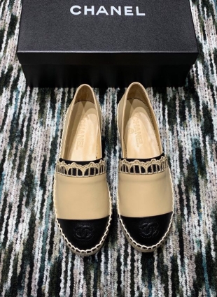 Chanel shoes beige