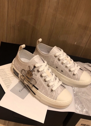 Christian Dior sneakers white
