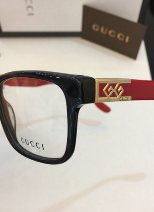 Gucci glasses
