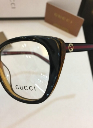 Gucci glasses