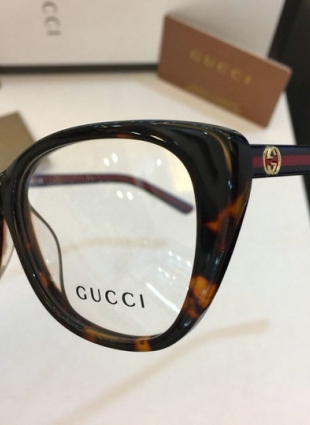 Gucci glasses