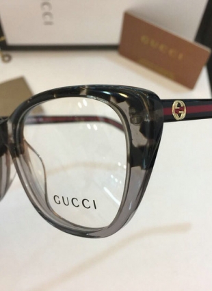 Gucci glasses
