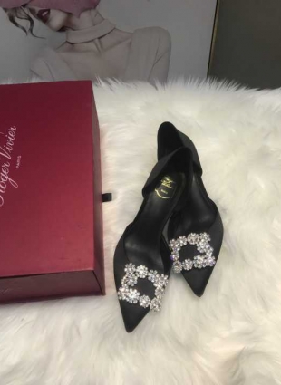 Manolo Blahnik shoes black