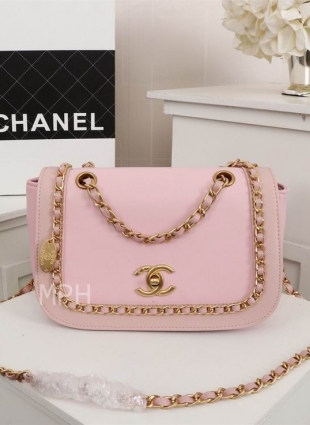 CHANEL flap bag