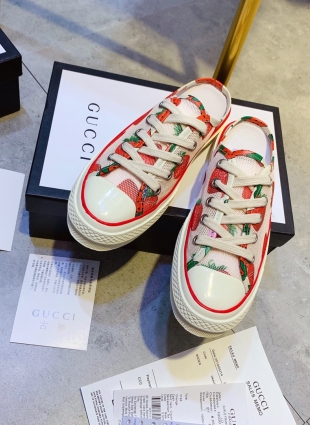 Gucci sneakers white and red