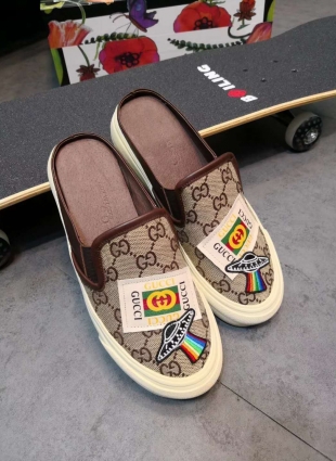 Gucci shoes brown
