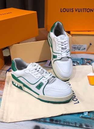 Louis Vuitton sneakers white and green