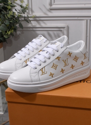 Louis Vuitton sneakers white and gold