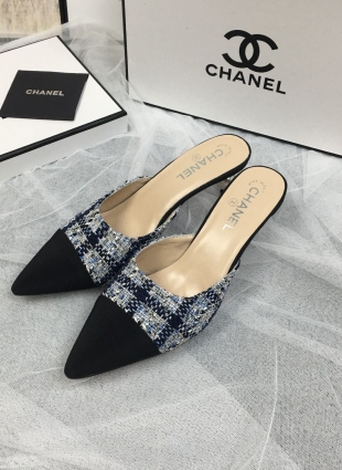 Chanel shoes black