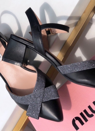 Miu Miu shoes black