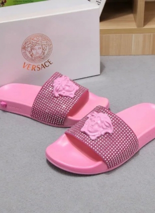 Versace slides