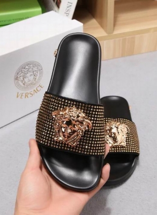 Versace slides
