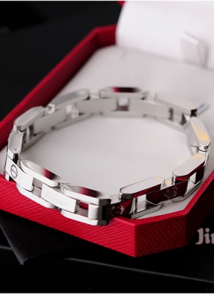 Cartier bracelet