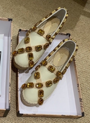 Gucci shoes white