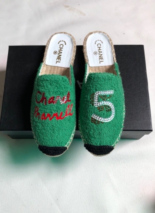 Chanel shoes green