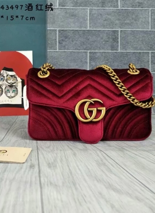 GG bag velvet 26 cm