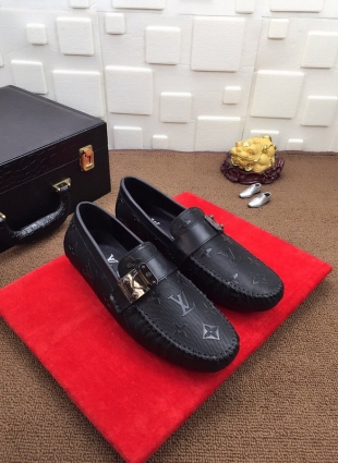 Louis Vuitton man shoes