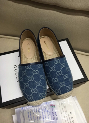 Gucci shoes dark blue