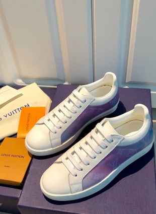 Louis Vuitton sneakers white