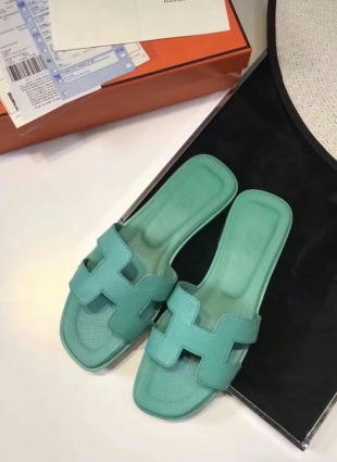 Hermès sandals green