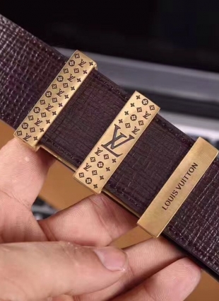 Louis Vuitton belt
