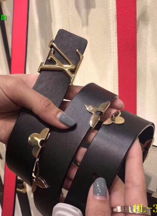 Louis Vuitton belt