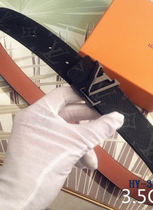Louis Vuitton belt