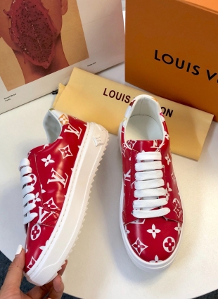 Louis Vuitton sneakers red