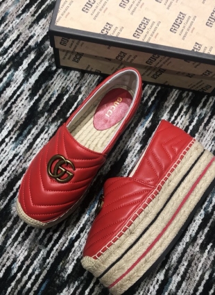 Gucci shoes red