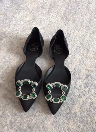 Roger Vivier shoes black