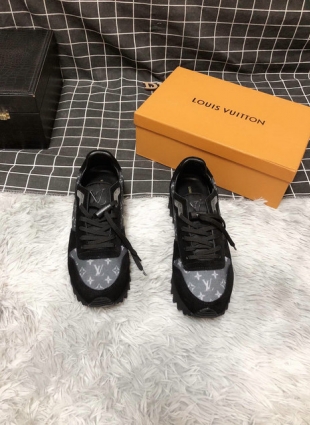 Louis Vuitton sneakers black and gray