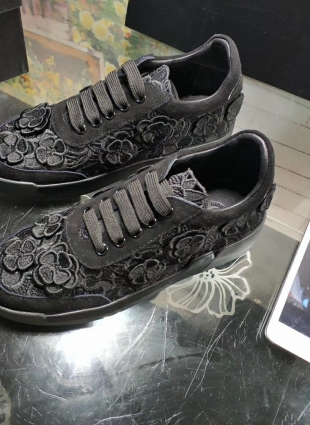 Chanel sneakers black