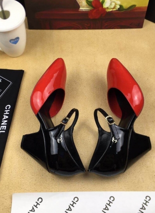 Chanel shoes red and black