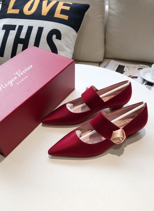 Roger Vivier shoes red