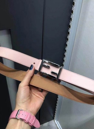 Fendi belt pink