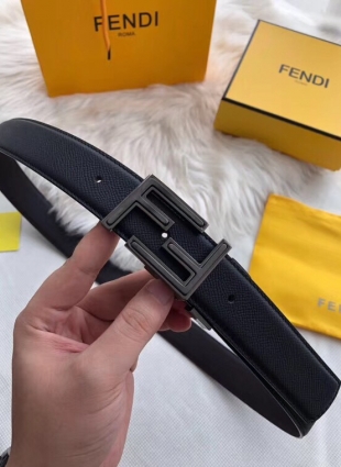 Fendi belt black