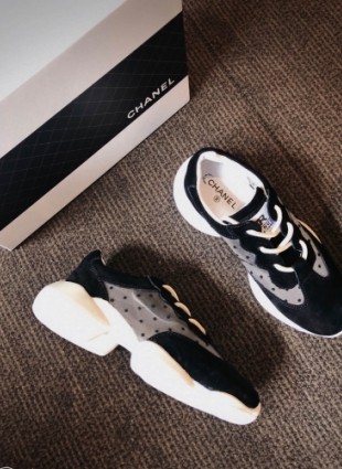 Chanel sneakers black