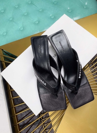 Balenciaga shoes black
