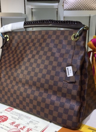 Louis Vuitton bag