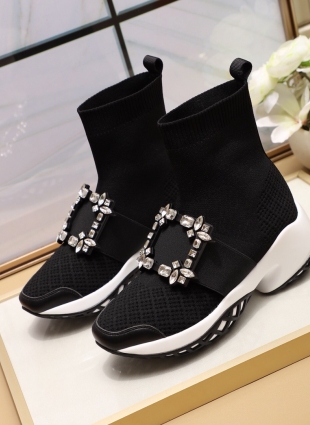Roger Vivier boots black