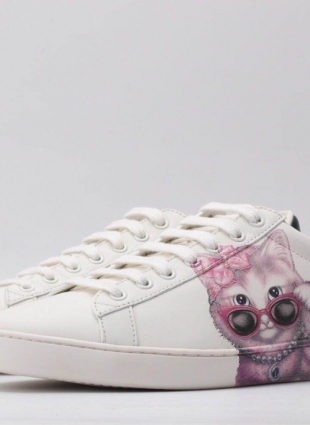 Gucci sneakers white